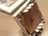 Lutron zijkant