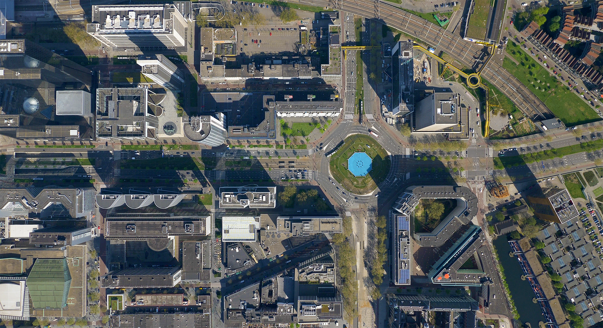 Afbeeldingslocatie: https://tweakers.net/ext/f/a9HQanHULudj5po3GuyeKSIc/full.png
