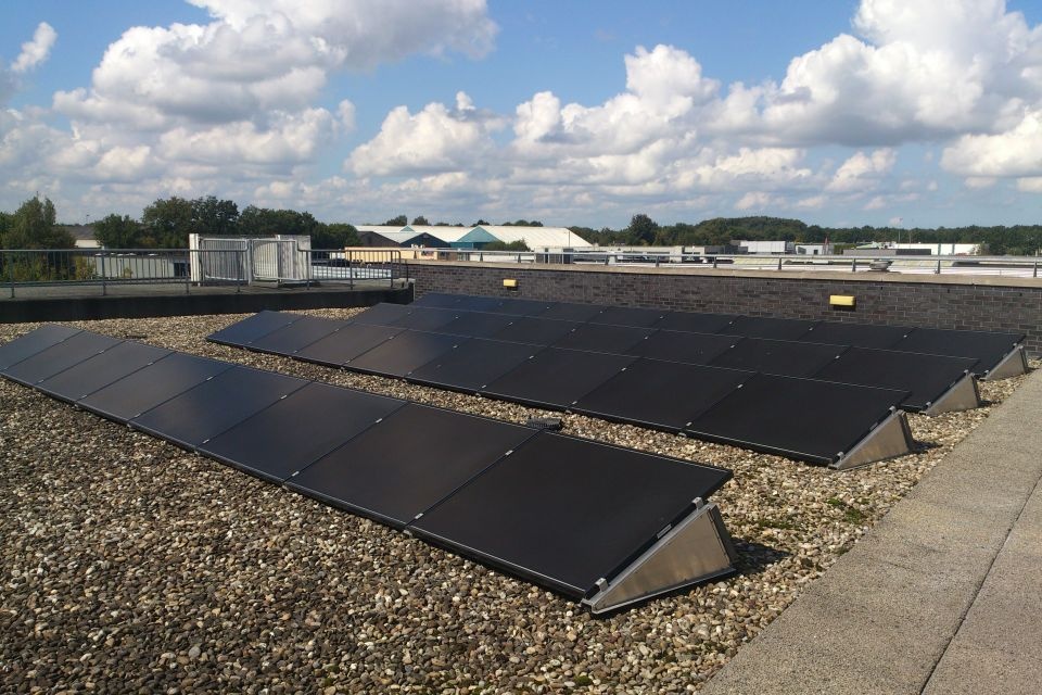 Zonnepanelen Cofely Roden