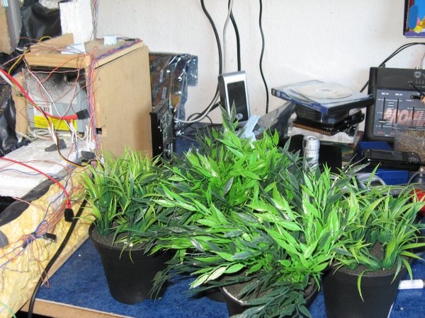 Afbeeldingslocatie: http://tweakers.net/ext/f/aPg3y0vmIYRlsxJX3yPPhzRS/full.jpg