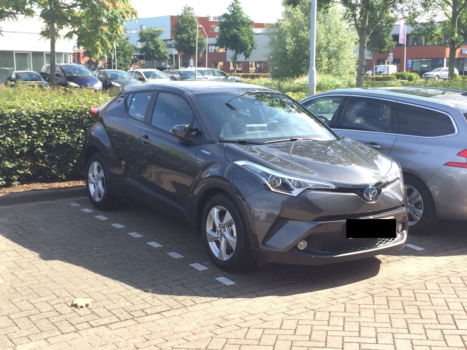 Afbeeldingslocatie: https://tweakers.net/ext/f/b5jLPBrvqFOgsgDIDnn0XPpO/full.jpg