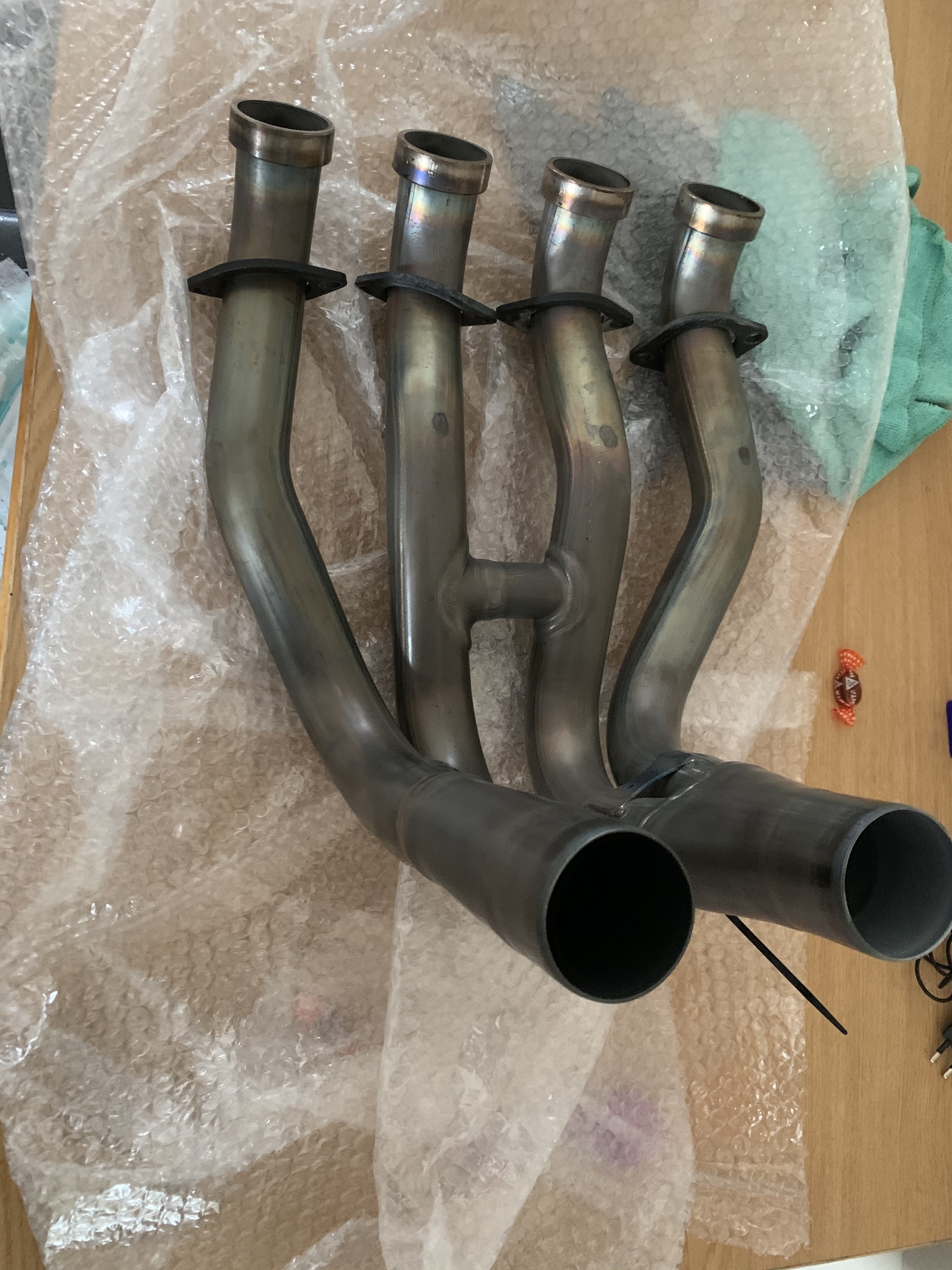 Afbeeldingslocatie: https://tweakers.net/ext/f/bJujUaaEowey4OiliPeyfOFd/full.jpg