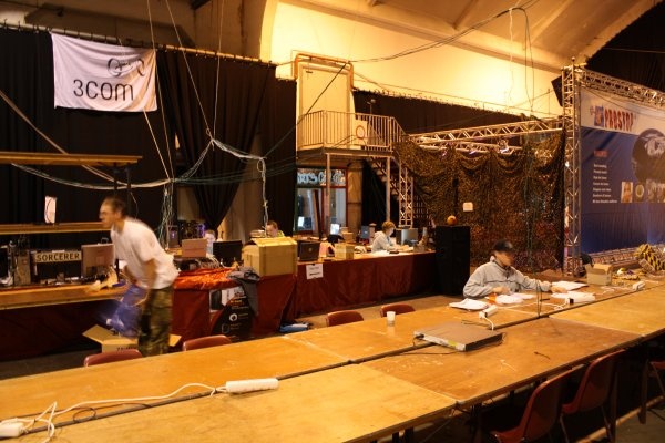 Afbeeldingslocatie: http://tweakers.net/ext/f/bXfZEzkbUEApAaQd4N3qS0FD/full.jpg