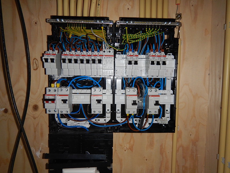 Afbeeldingslocatie: https://tweakers.net/ext/f/btm1HC4vAvcP03kDxf9SGLIU/full.jpg