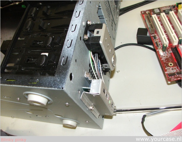 Afbeeldingslocatie: http://tweakers.net/ext/f/d1f09c7e77c792fbe690b0ad7a5bd766/full.jpg