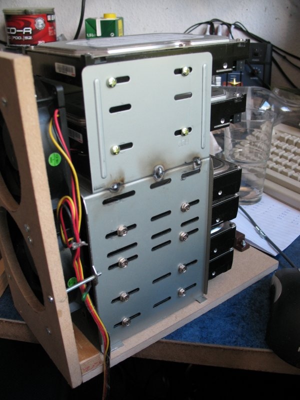 Afbeeldingslocatie: http://tweakers.net/ext/f/d8e5d45ca278e8e60d1bf57ed4141fcf/full.jpg
