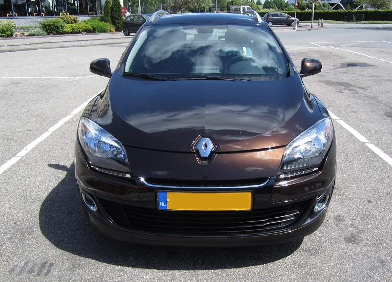 Afbeeldingslocatie: https://tweakers.net/ext/f/dMaztoyeGeAdBnwXWIqZ8M7F/full.jpg