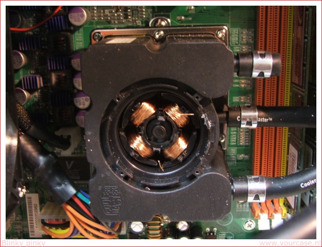 Afbeeldingslocatie: http://tweakers.net/ext/f/e06796badc8f6ed0d3e1d6de10e30b0c/full.jpg