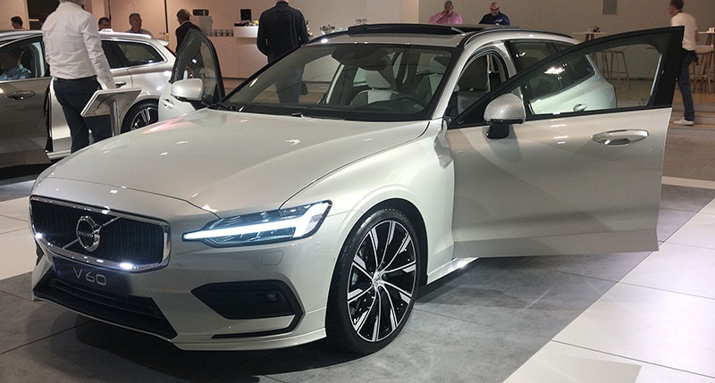 Afbeeldingslocatie: https://tweakers.net/ext/f/e4YdRKWqX1YBisq8Sm9IZ1dY/full.jpg