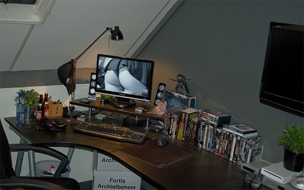 Afbeeldingslocatie: http://tweakers.net/ext/f/e6xQvinipNjevnX92nH4UOdz/full.jpg
