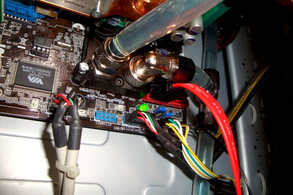 Afbeeldingslocatie: http://tweakers.net/ext/f/eCtYE4wcE6Hd7Lwc69Ii54DQ/full.jpg