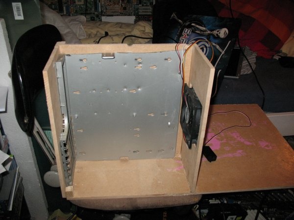 Afbeeldingslocatie: http://tweakers.net/ext/f/ef741c9565c60d97736b16fe31543359/full.jpg