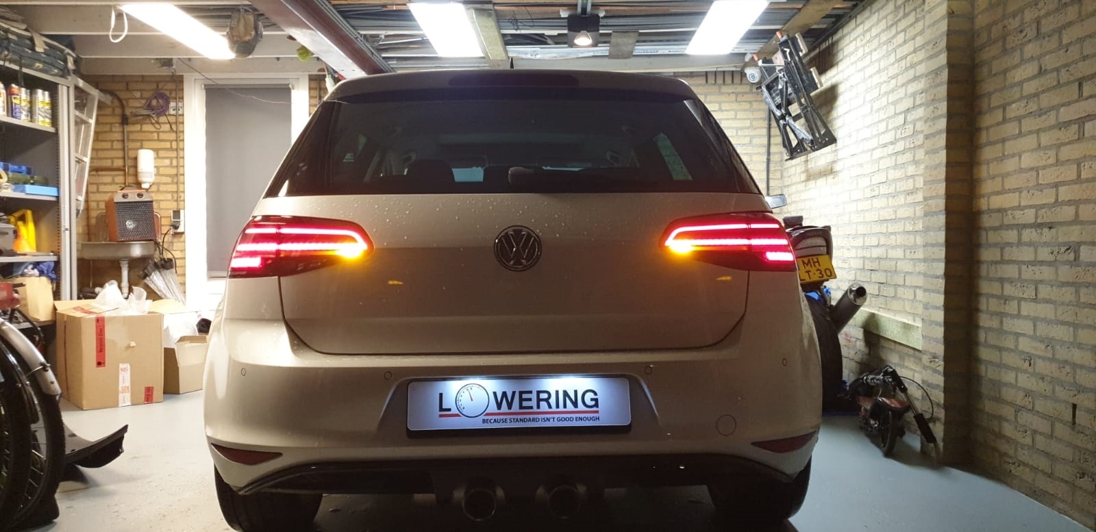 Afbeeldingslocatie: https://tweakers.net/ext/f/emIXoZ1wmSUa9gxhoajrBq7W/full.jpg