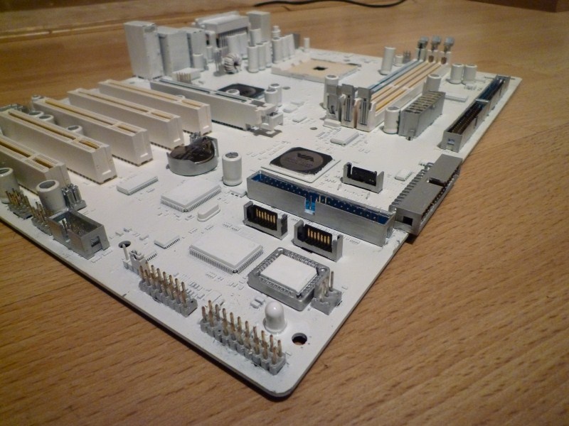 Afbeeldingslocatie: http://tweakers.net/ext/f/f5U9mRe9jEX9eivxOa3bgQo7/full.jpg