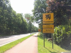 Afbeeldingslocatie: https://tweakers.net/ext/f/fa75R0tjtdteNZnmUMhUaVNQ/medium.jpg