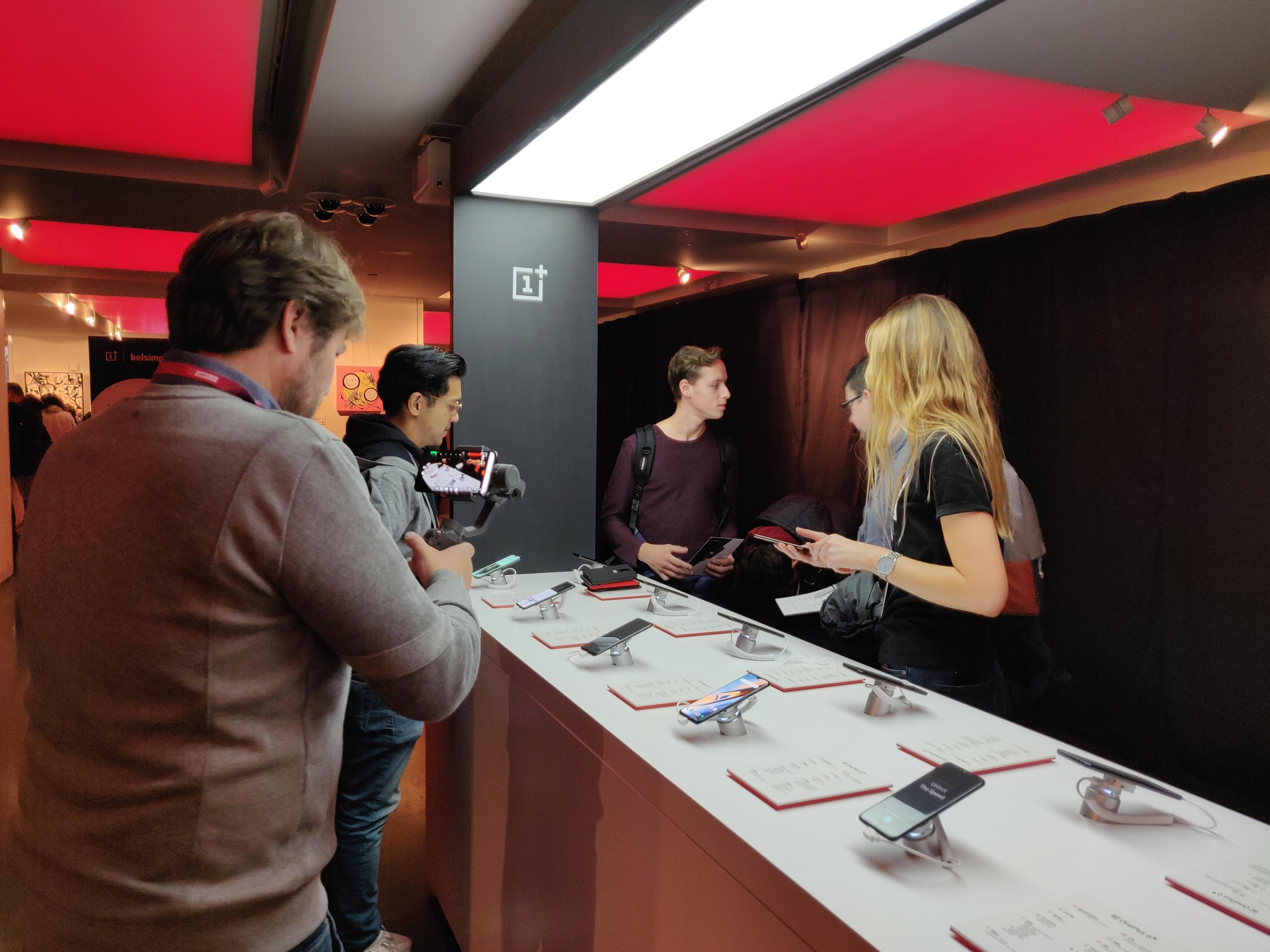 OnePlus 6T pop-up