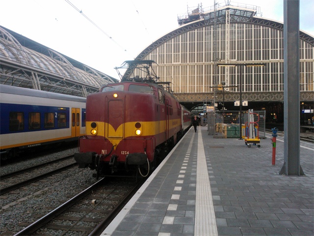 NS 1200