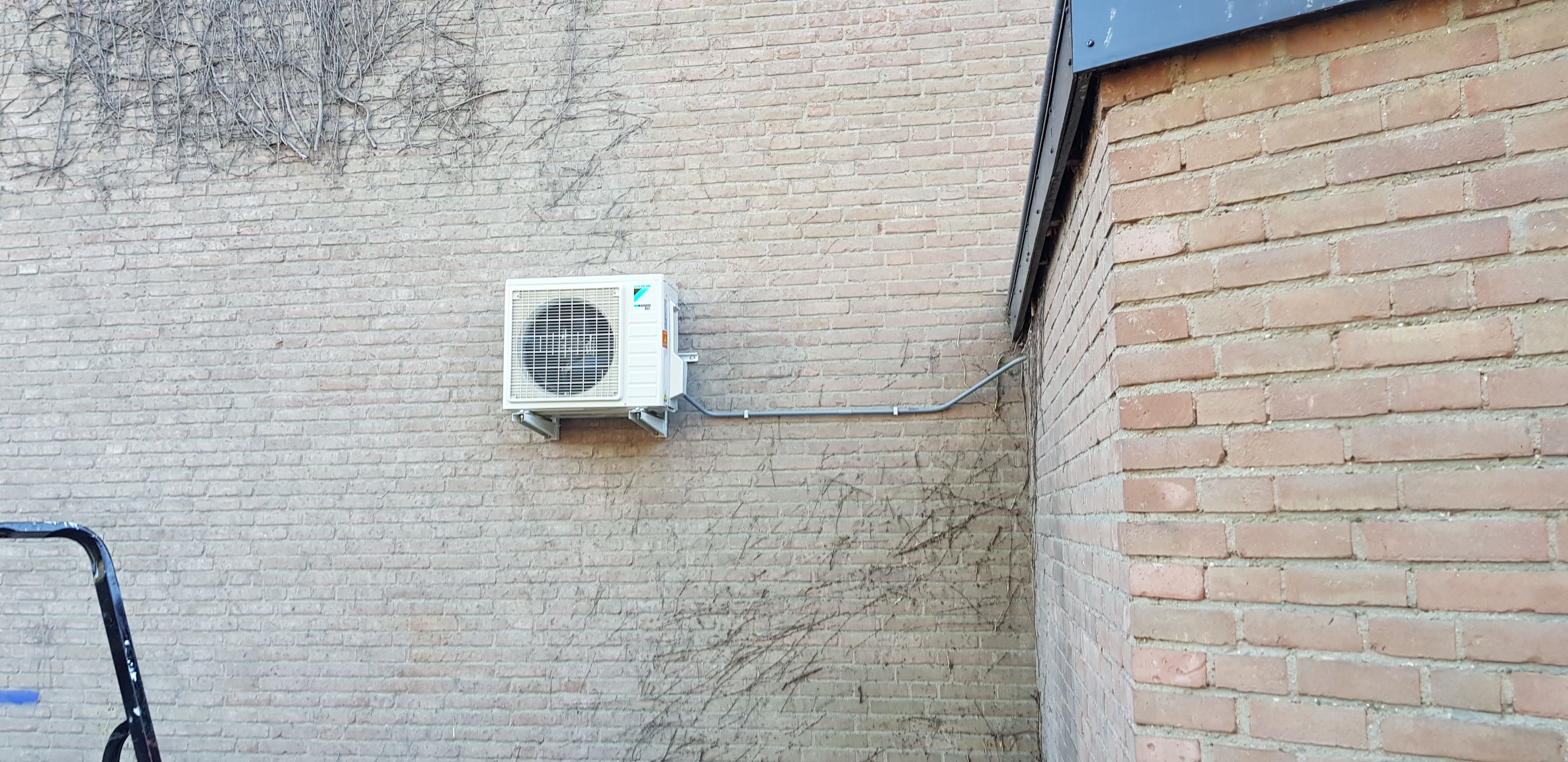 Afbeeldingslocatie: https://tweakers.net/ext/f/gcPpX7YD6jDOe7GFoE9MF0V9/full.jpg