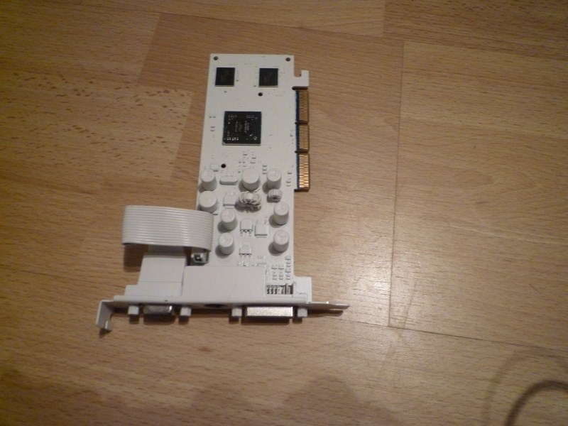 Afbeeldingslocatie: http://tweakers.net/ext/f/gg7GgayrUZegQdqJdhUcPcOc/full.jpg
