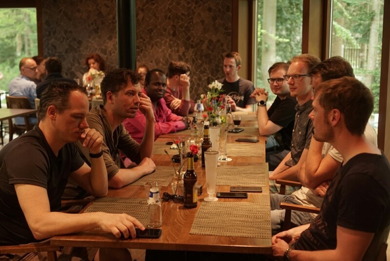 Afbeeldingslocatie: https://tweakers.net/ext/f/hMJoahN9kk8SX9eAMqxhErSU/full.jpg