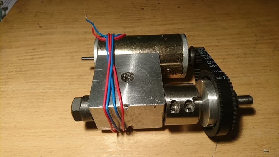 Afbeeldingslocatie: https://tweakers.net/ext/f/hSwlN1klL4mPU4D5ainR3omP/full.jpg