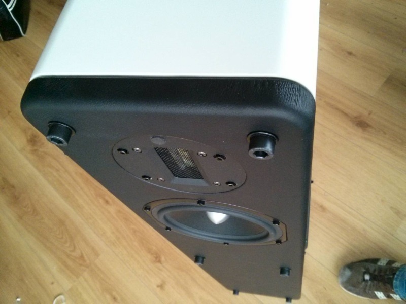 Afbeeldingslocatie: http://tweakers.net/ext/f/hdXo7Cq2Q8yIwnvaHvgKquaa/full.jpg