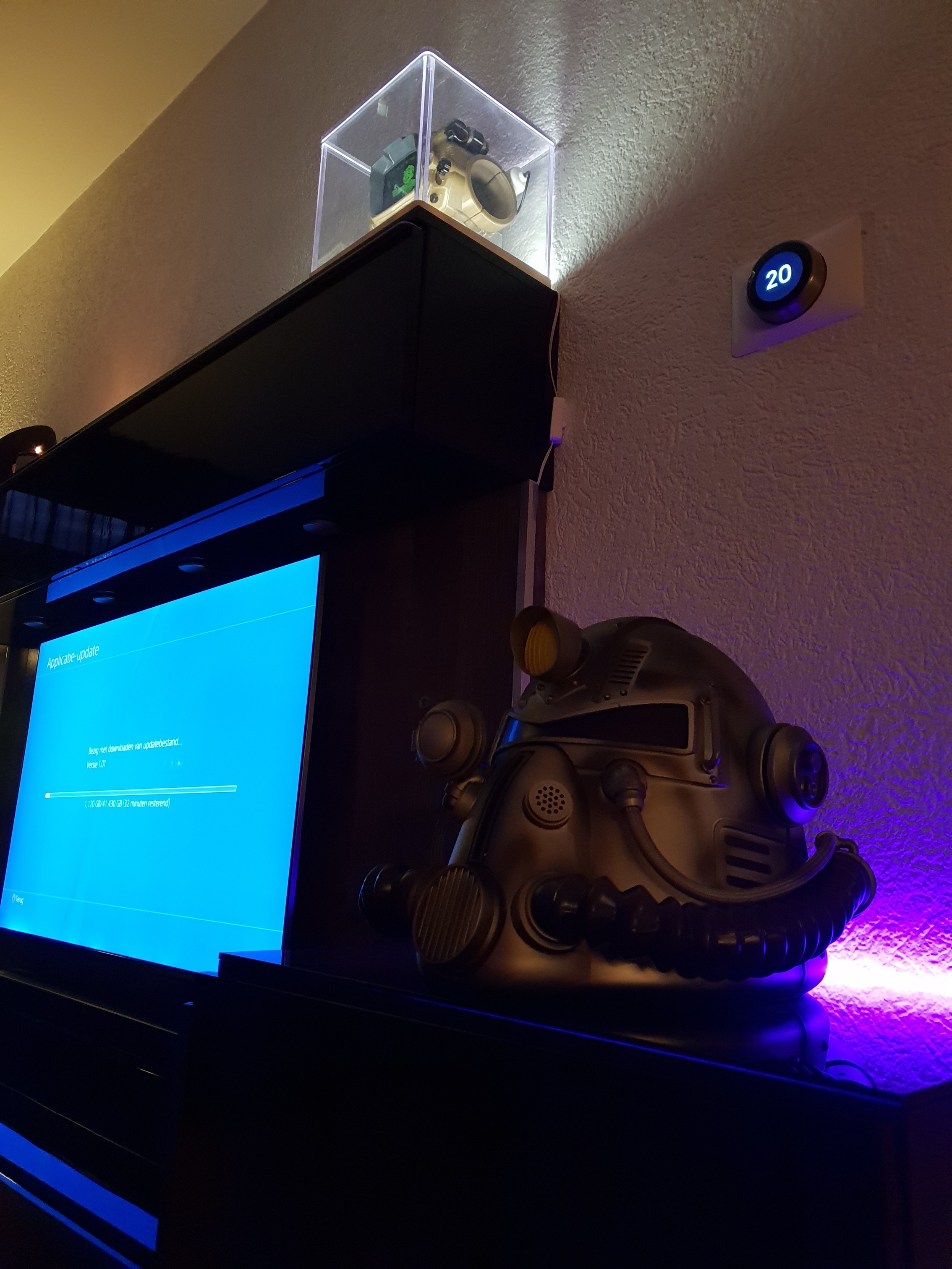 Afbeeldingslocatie: https://tweakers.net/ext/f/hgZKWRtkef33umUSiN9iiiKY/full.jpg