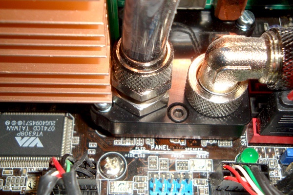 Afbeeldingslocatie: http://tweakers.net/ext/f/i0KcvU4evyG7bDGRubfHlvcu/full.jpg