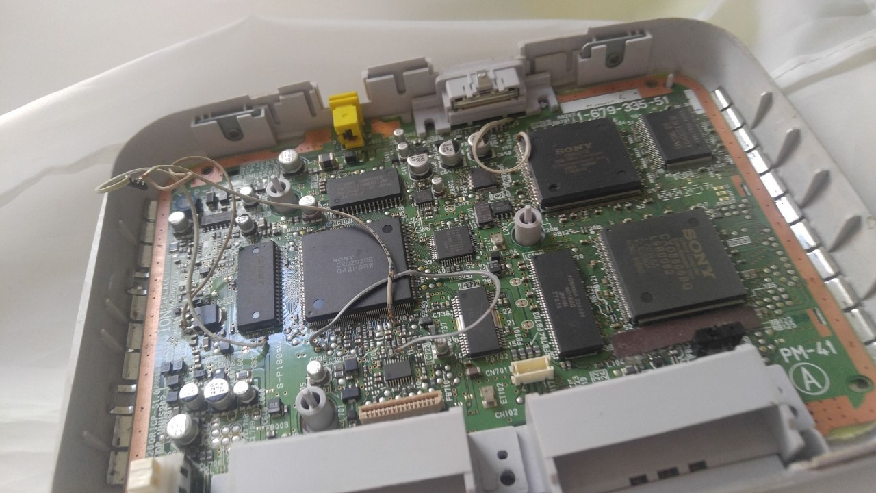 PSone motherboard modded