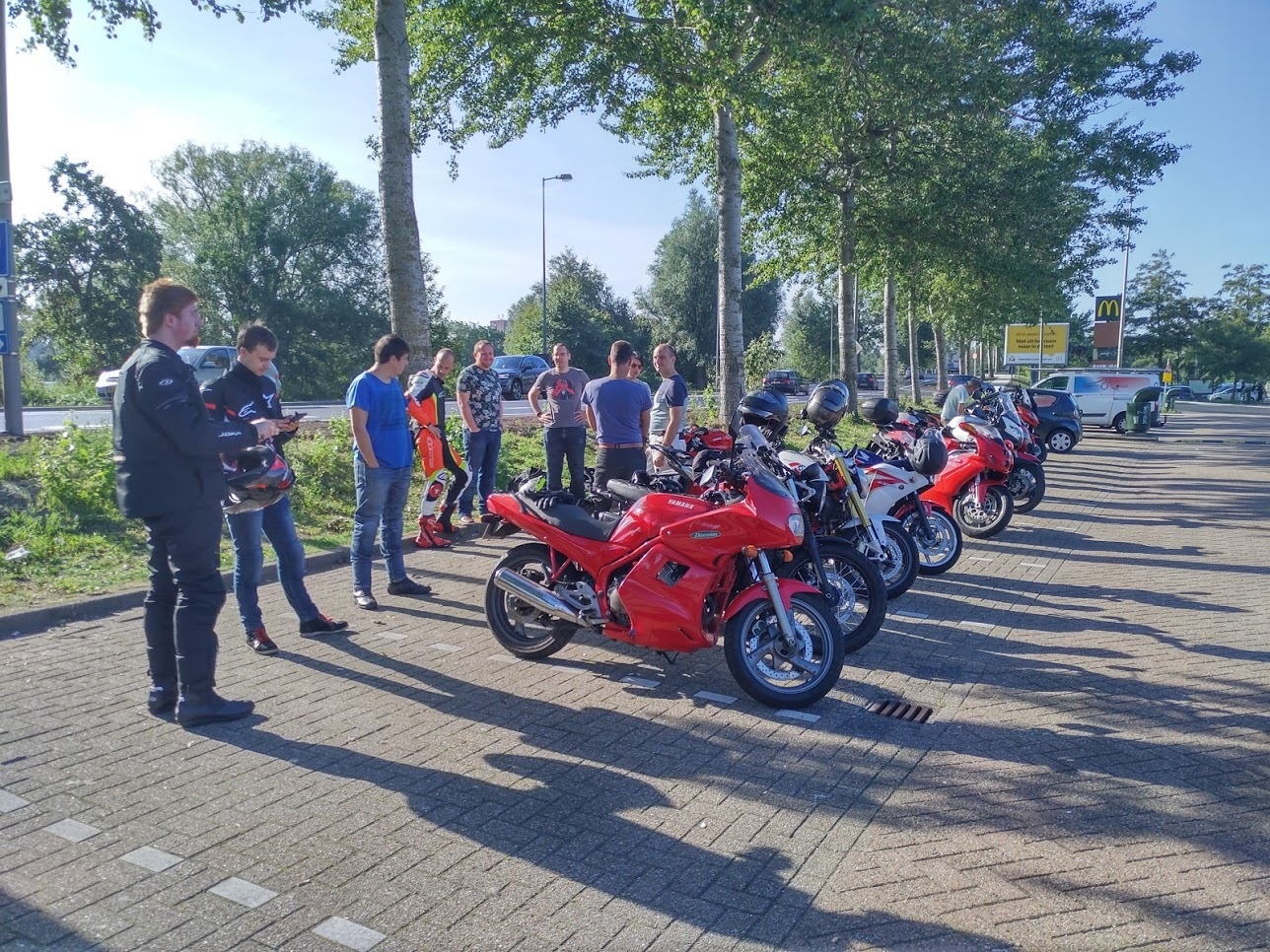 Afbeeldingslocatie: https://tweakers.net/ext/f/j7AicPWuTf5ElqFQmP5P0M4S/full.jpg