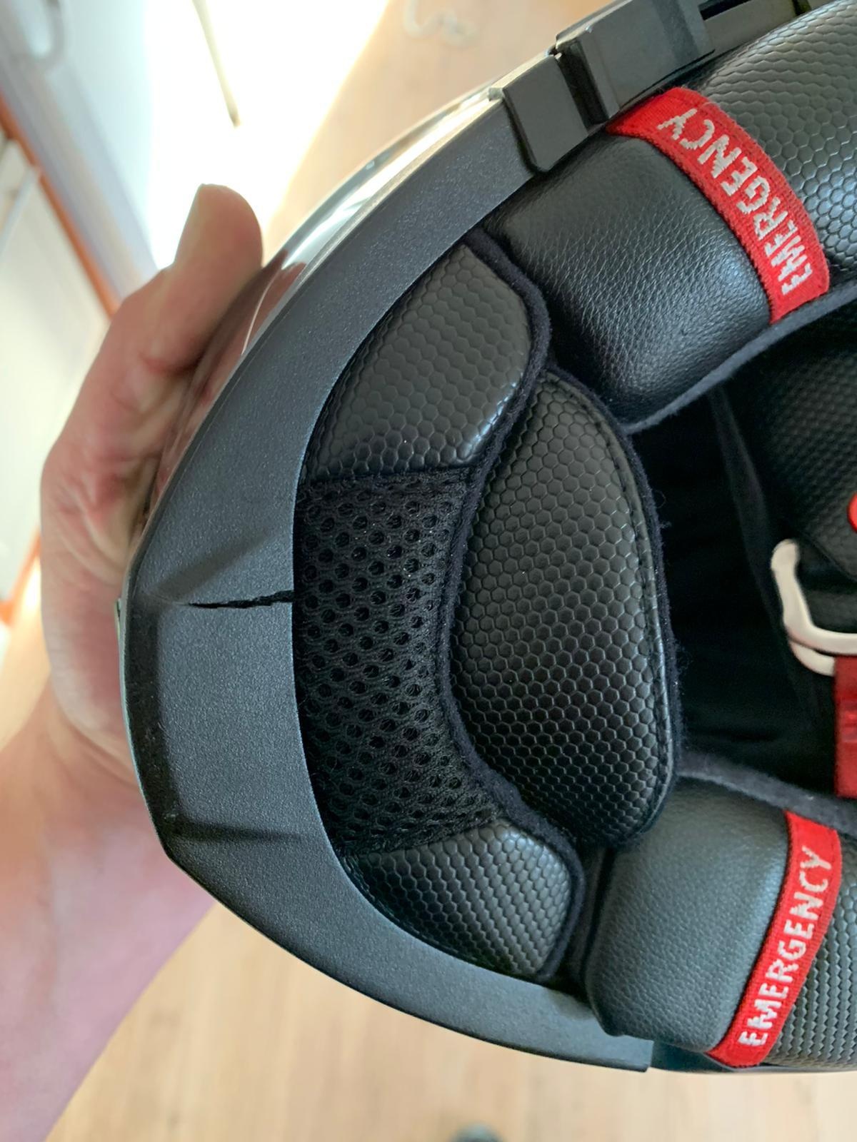 Afbeeldingslocatie: https://tweakers.net/ext/f/kLVVaKO13IZFCh7ELew1RkVK/full.jpg