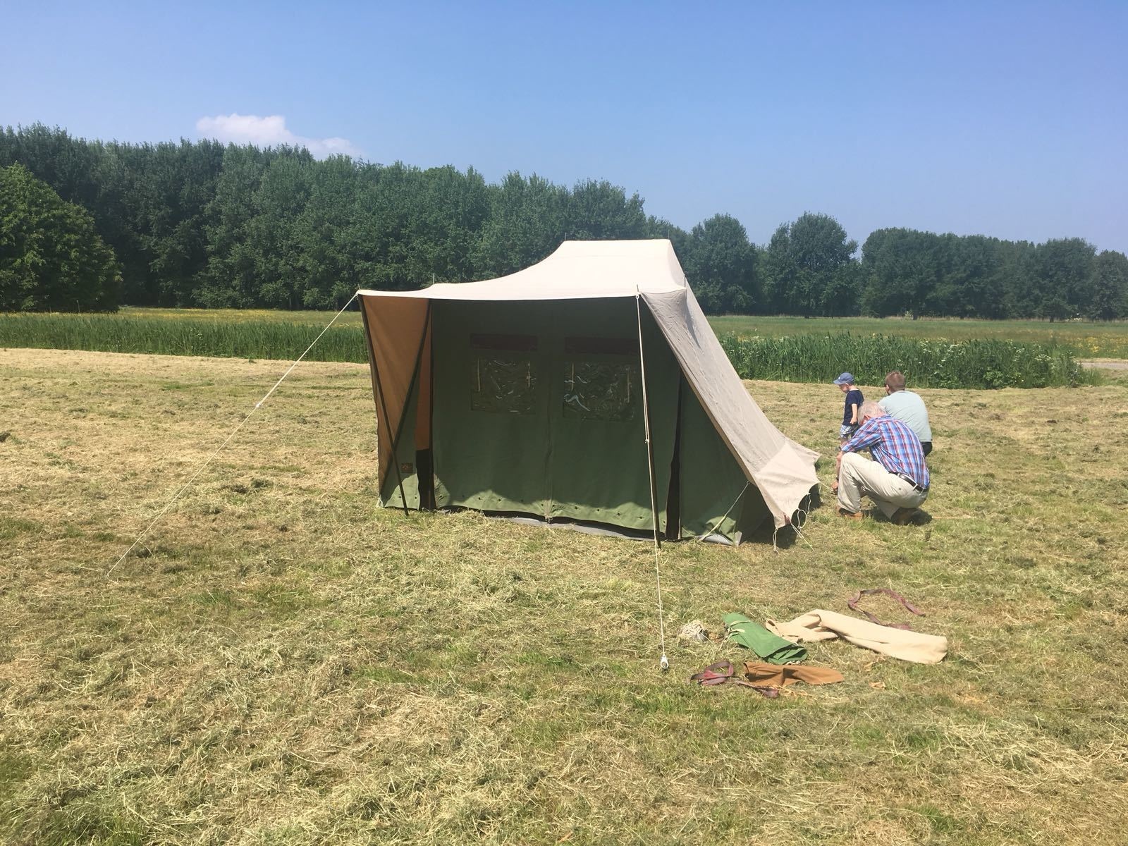 Afbeeldingslocatie: https://tweakers.net/ext/f/kwCQ14ldeSd2t5c9LqUu4nU1/full.jpg