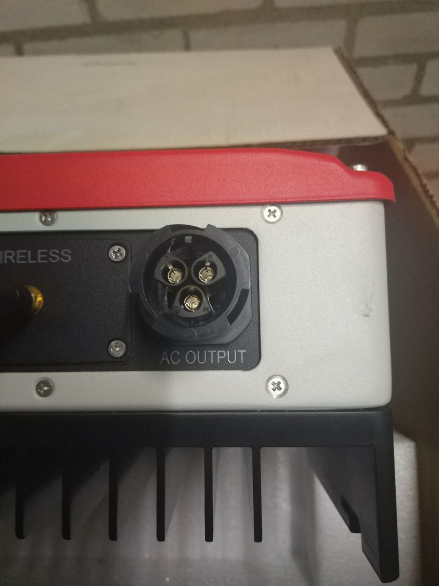 GoodWe AC connector