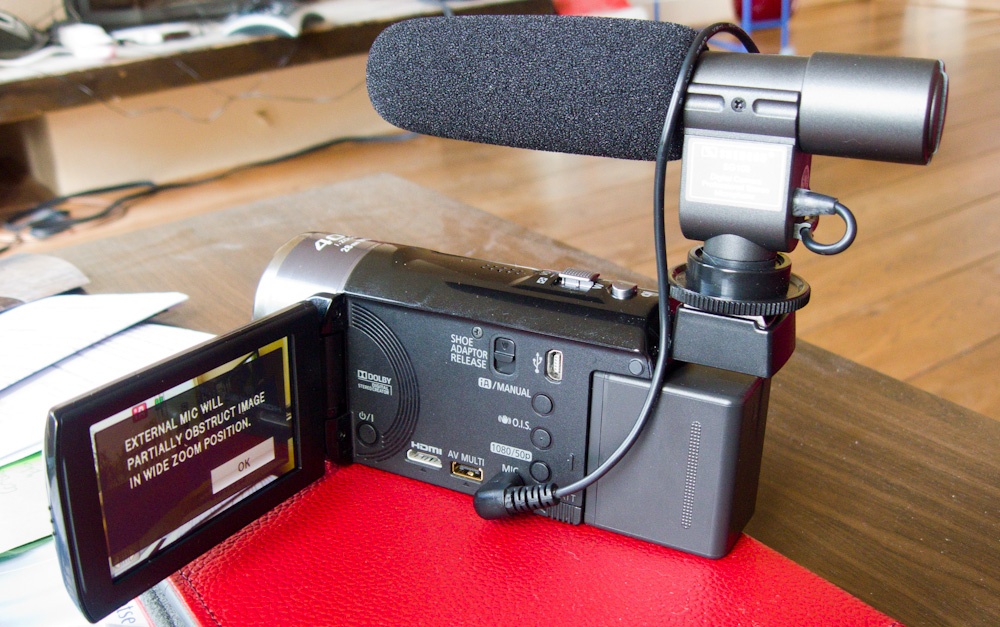 Panasonic SD90 met Shenggu SG-108 microphone Panasonic SD90 met Shenggu SG-108 microphone