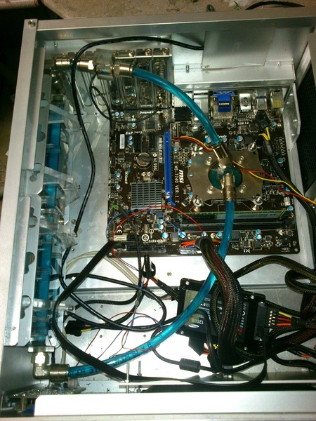 Afbeeldingslocatie: http://tweakers.net/ext/f/lRKhWwx31Jwyf7m9rN1CMjqZ/full.jpg