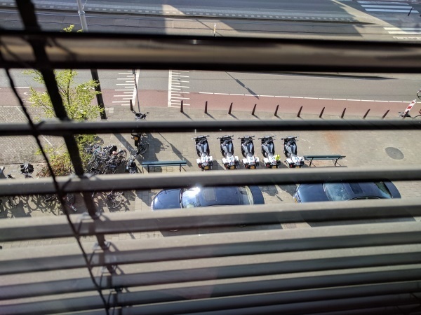 Afbeeldingslocatie: https://tweakers.net/ext/f/lmFERFOJXN7UvXDj8hfvsyfJ/full.jpg