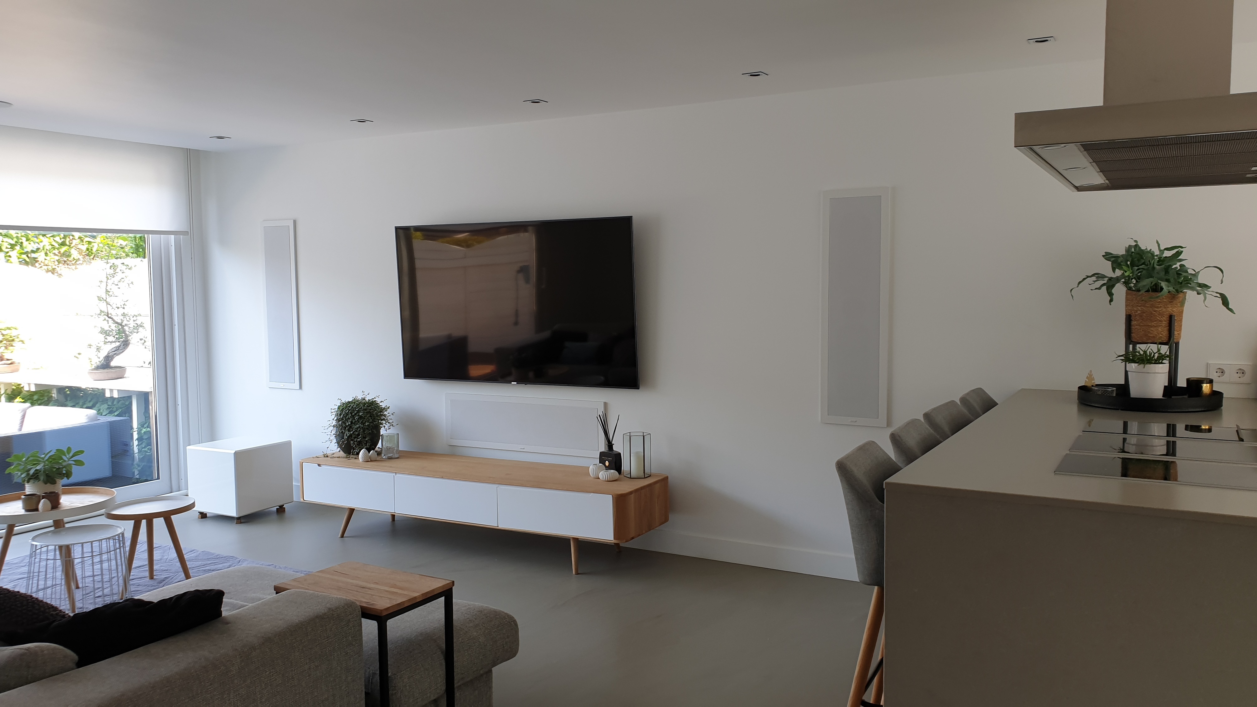 Afbeeldingslocatie: https://tweakers.net/ext/f/mDEjLSKd5oLOvMjpqZBOPiw8/full.jpg