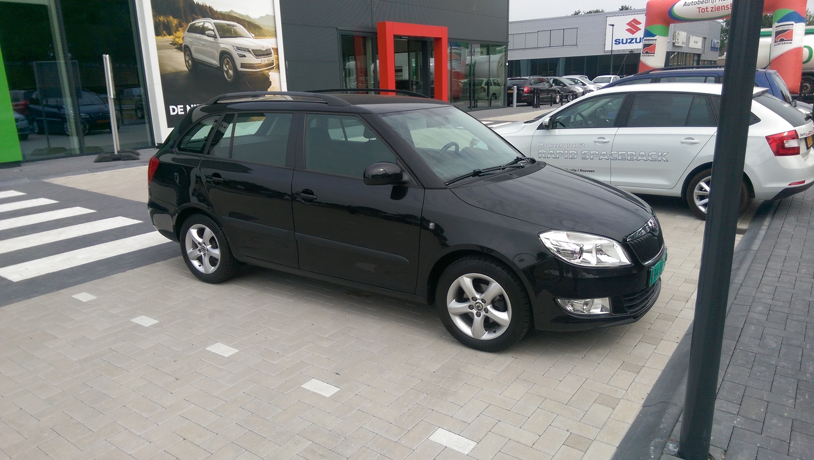 Afbeeldingslocatie: https://tweakers.net/ext/f/mOhOckdkxJxAxO07GARTP4Ot/full.jpg