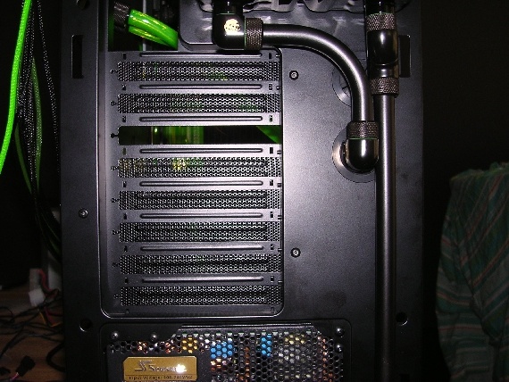 Afbeeldingslocatie: http://tweakers.net/ext/f/mYHjXUSFcRzWIsqw14zL0U53/full.jpg