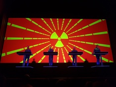 Afbeeldingslocatie: https://tweakers.net/ext/f/meJisdc0RRPe7EQi5Qaczvui/medium.jpg