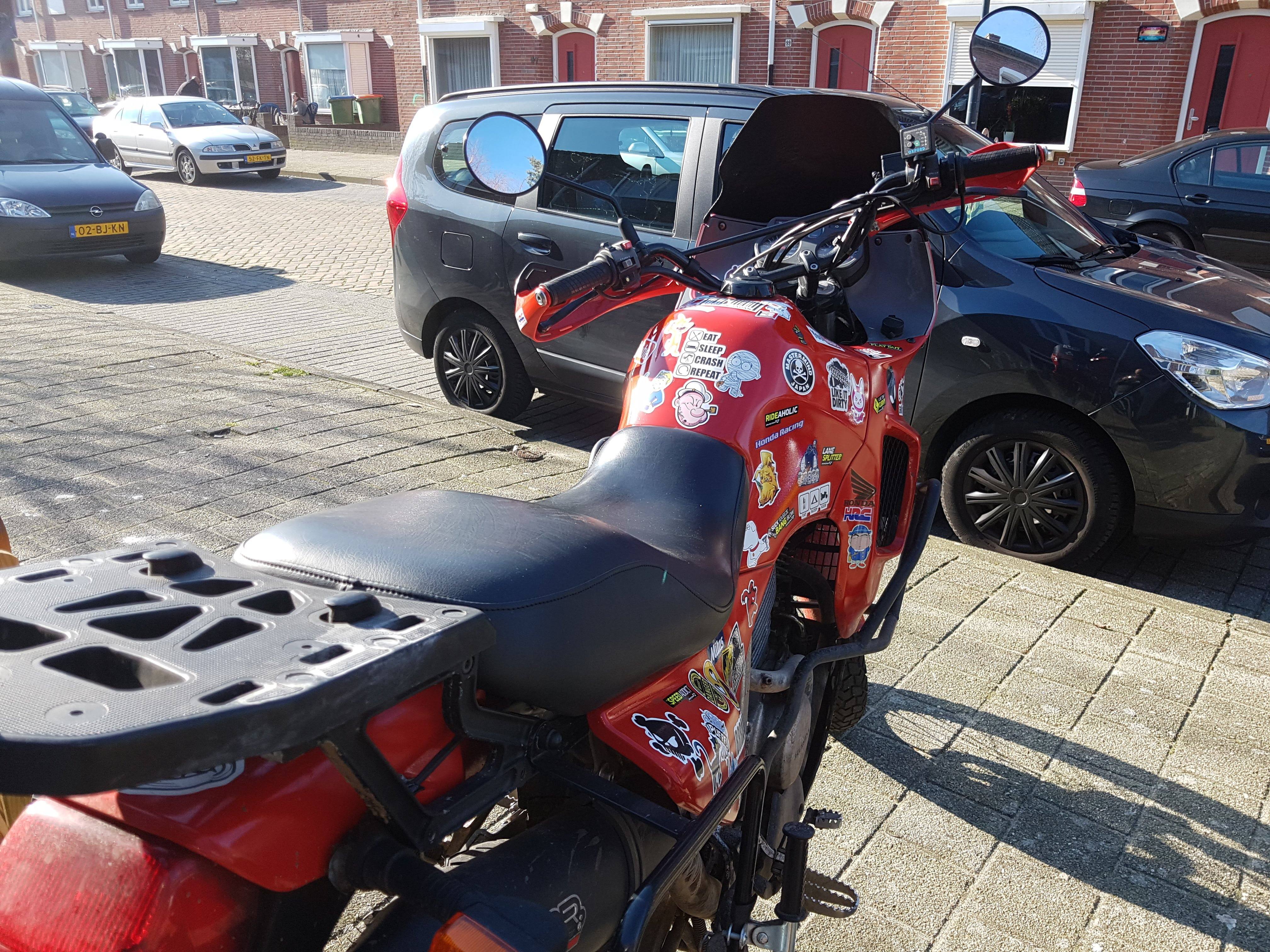 Afbeeldingslocatie: https://tweakers.net/ext/f/nQXv6cXIC1YQvA3f60GOoUln/full.jpg