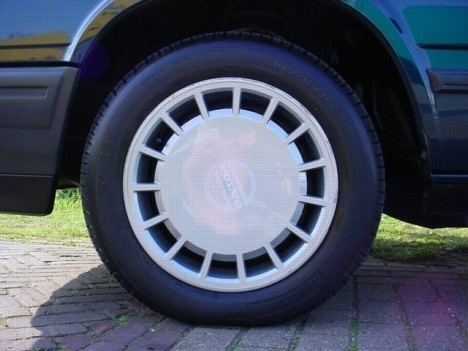 Afbeeldingslocatie: http://tweakers.net/ext/f/nR4Nzp4Vs6XfbHC0bn8D5PDw/full.jpg