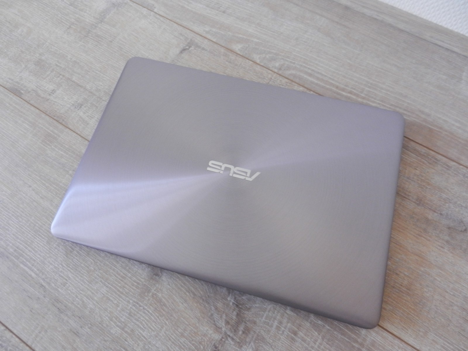 Asus ZenBook BX410UA-GV182R
