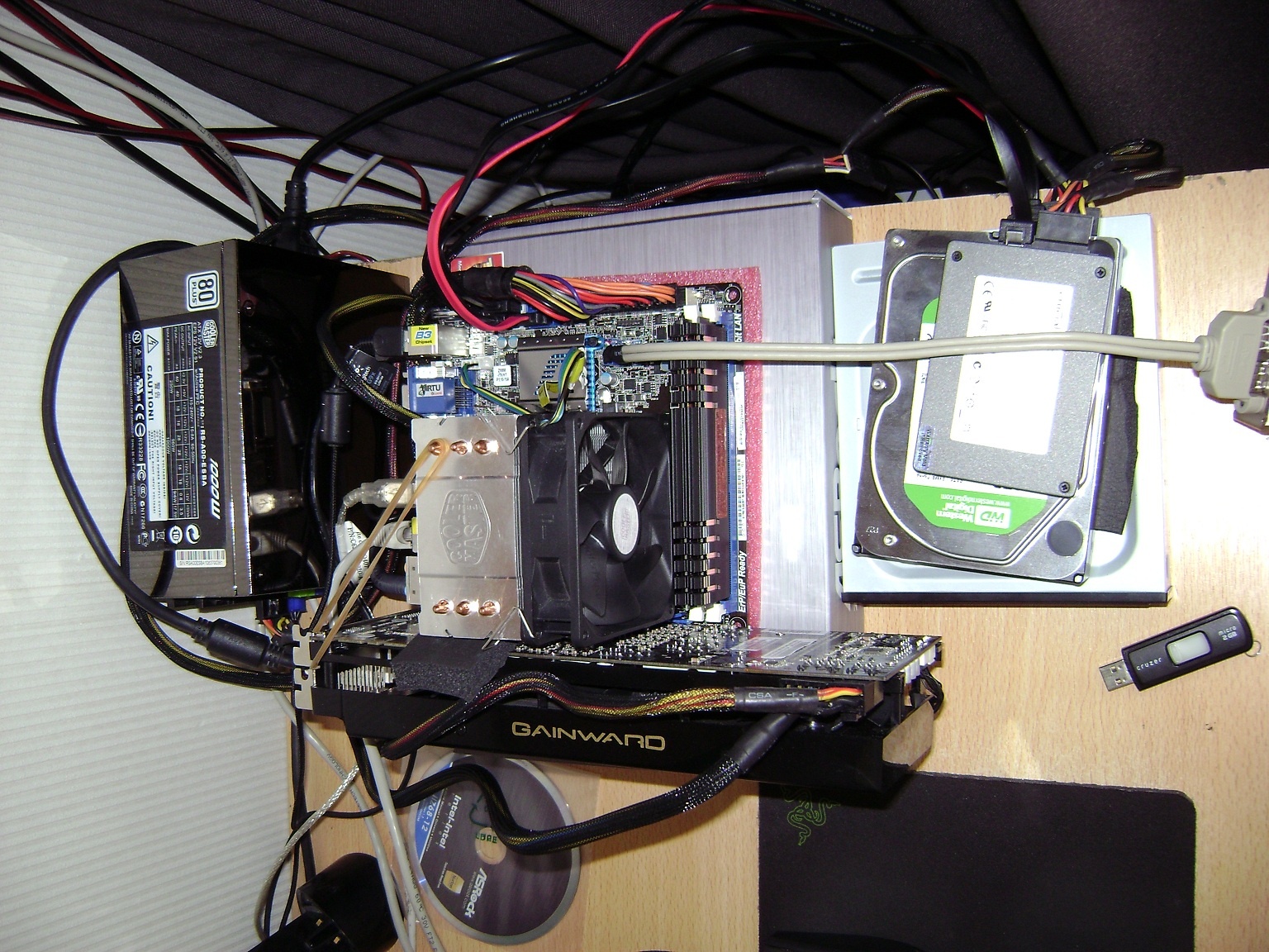 Afbeeldingslocatie: http://tweakers.net/ext/f/nj3FPGoKb1NLTIpZhmHgNpEh/full.jpg