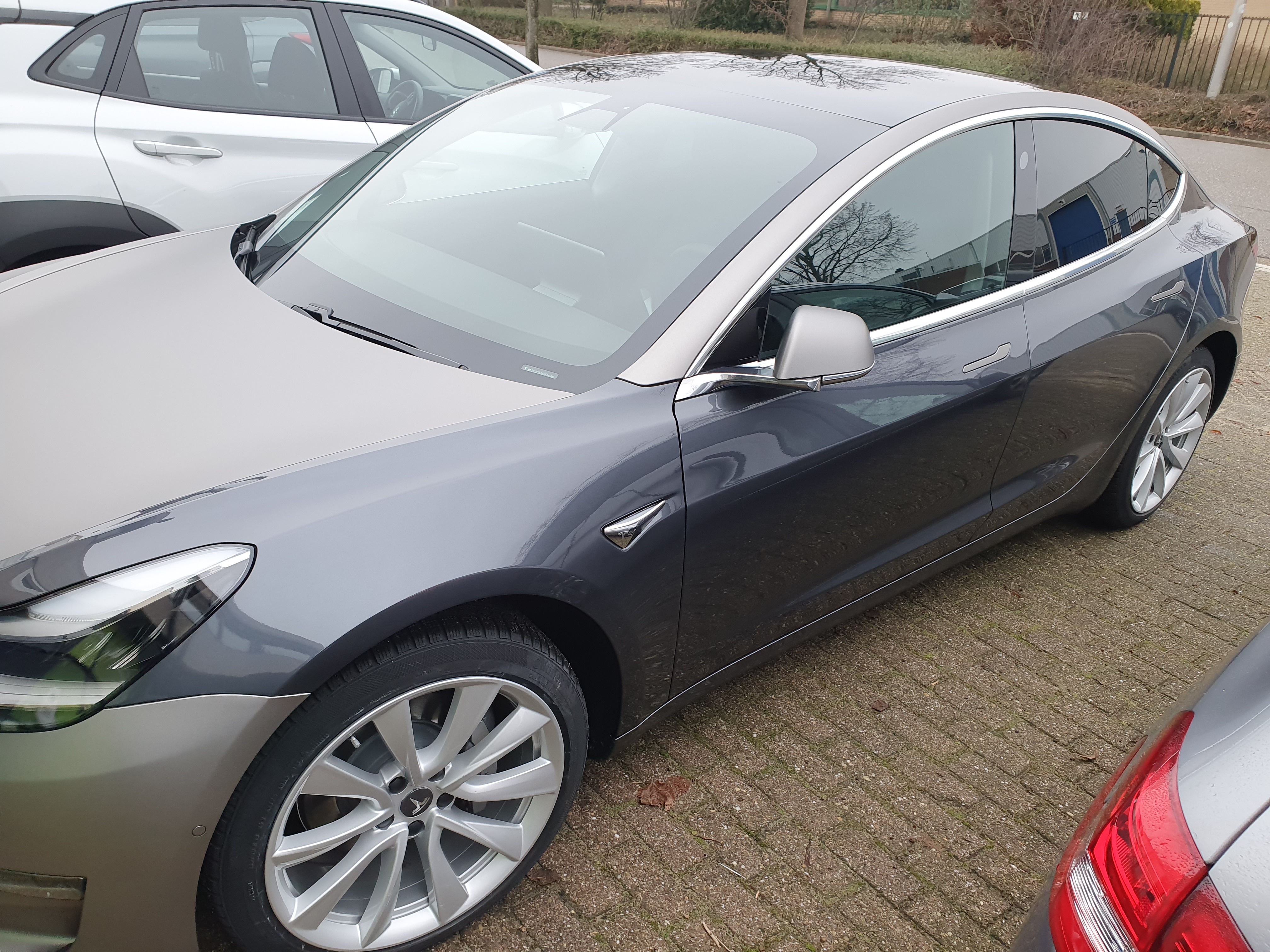 Tesla1