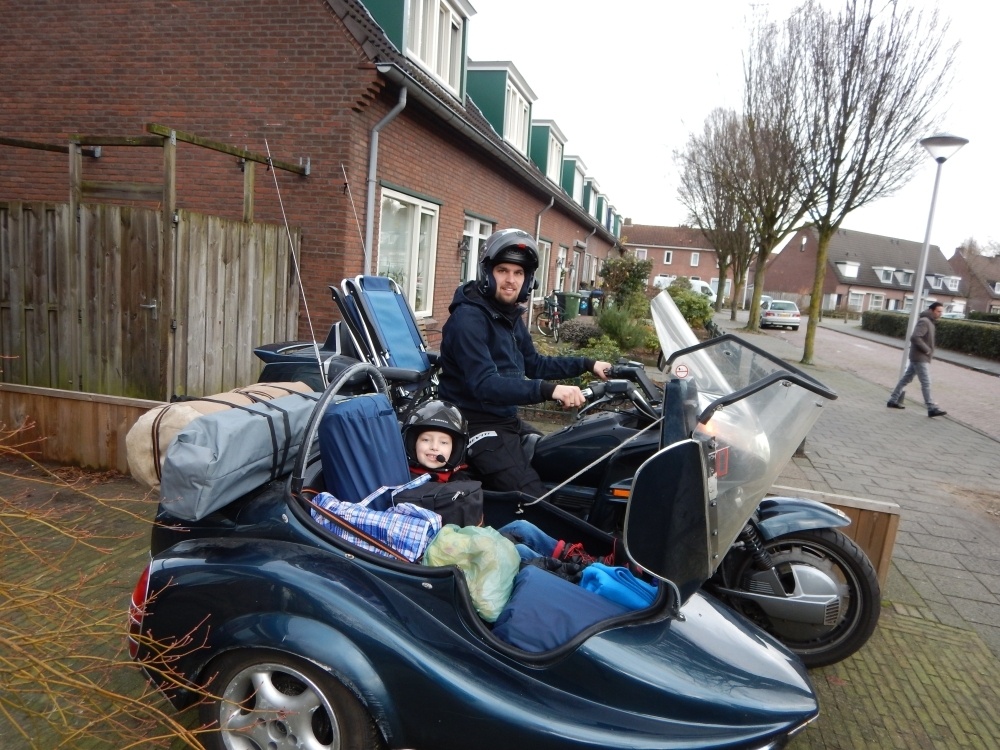 Afbeeldingslocatie: https://tweakers.net/ext/f/ntgm4rSA2pFqdT1MGP9wSUob/full.jpg