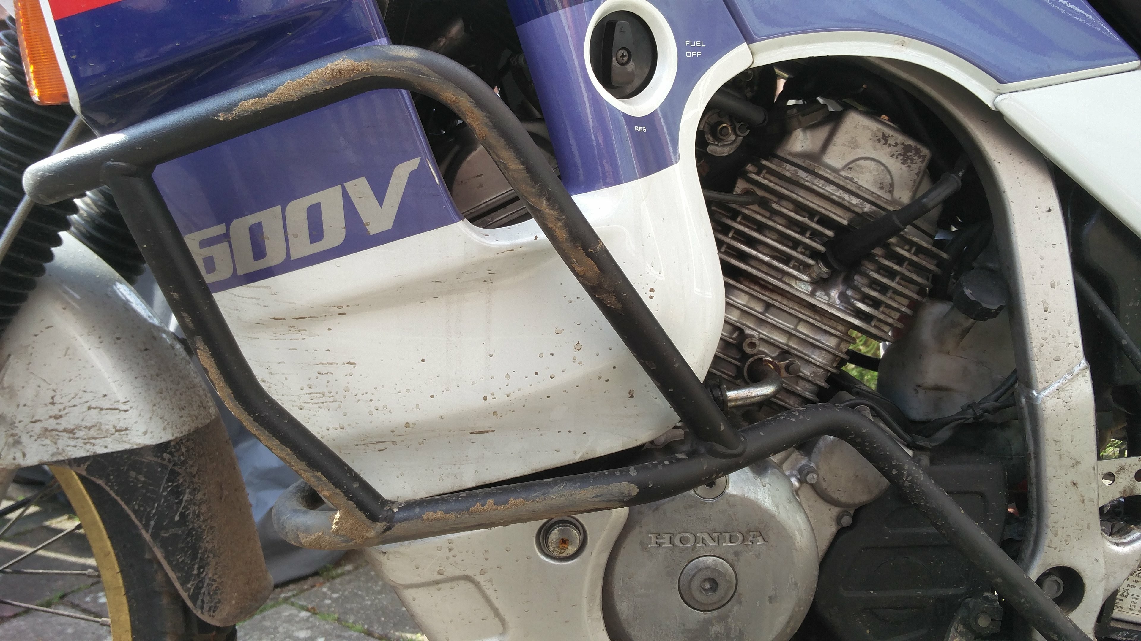 Afbeeldingslocatie: https://tweakers.net/ext/f/oE9VUIIG3KY6gUUfBnrUsga5/full.jpg