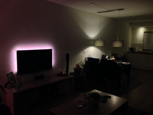 Afbeeldingslocatie: http://tweakers.net/ext/f/oFfngNHNjSjK3yLE6xMVPctM/full.jpg