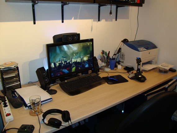 Afbeeldingslocatie: http://tweakers.net/ext/f/okEVVeZ3nlUzpVkWqXIYdHhS/full.jpg
