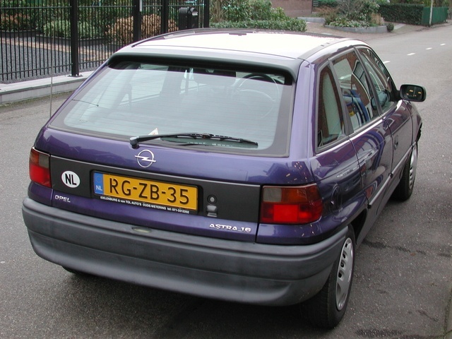 Afbeeldingslocatie: http://tweakers.net/ext/f/osY1srTCQvMGUudYhBX7ZQyu/full.jpg